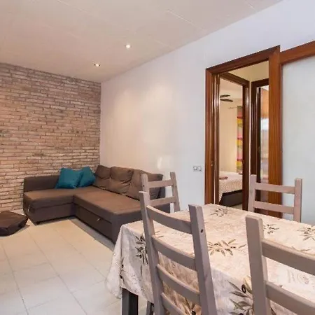 Modern Pad In A Great Old Barrio Apartment Barcelona