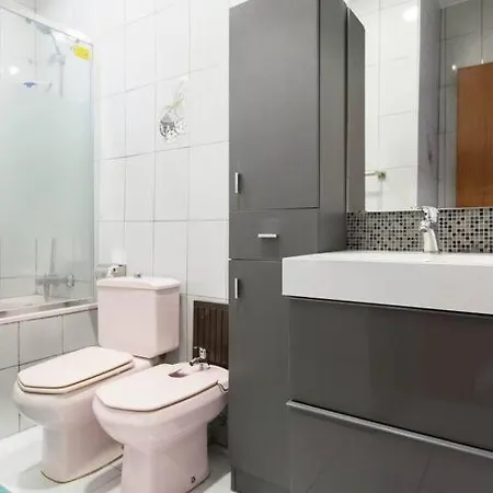 Apartman Modern Pad In A Great Old Barrio Barcelona