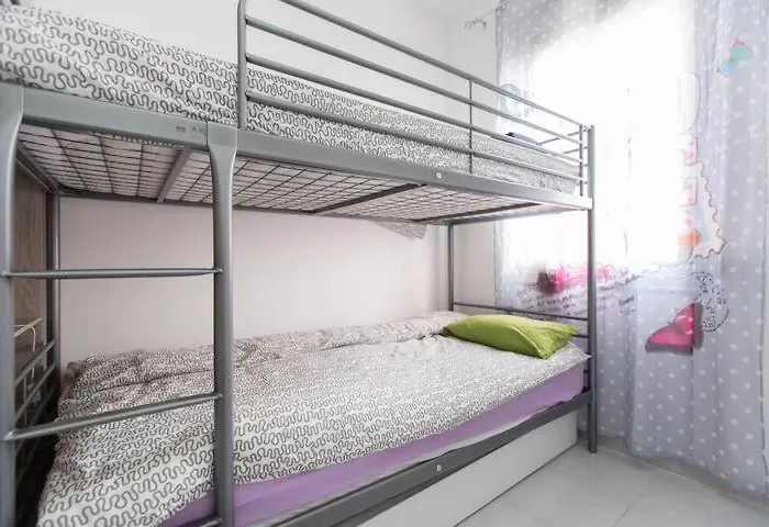 Modern Pad In A Great Old Barrio